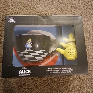 Disney Parks Tea Mug Infuser Set